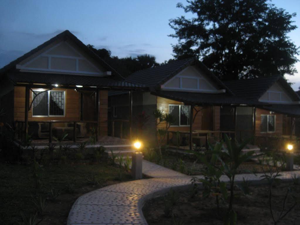 Atmaland Resort Kep Kültér fotó